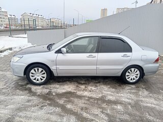 2005 Mitsubishi Lancer IX Рестайлинг, белый, 390000 рублей, вид 4