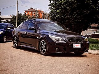 2007 BMW 5 серии 528i V (E60/E61) Рестайлинг, чёрный, 895000 рублей, вид 1