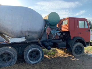 1990 КамАЗ Автобетоносмеситель, красный, 600000 рублей, вид 2