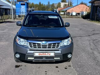 2011 Subaru Forester III Рестайлинг, серебристый, 1600000 рублей, вид 2