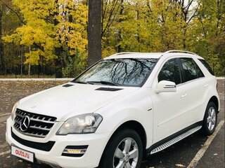 2010 Mercedes-Benz M-Класс 350 II (W164) Рестайлинг, белый, 1325000 рублей, вид 2