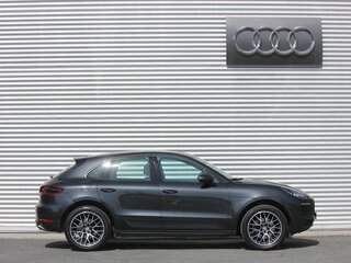 2018 Porsche Macan I, серый, 3950000 рублей, вид 3