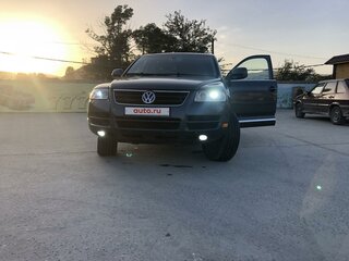 2005 Volkswagen Touareg I, серый, 1000000 рублей, вид 1
