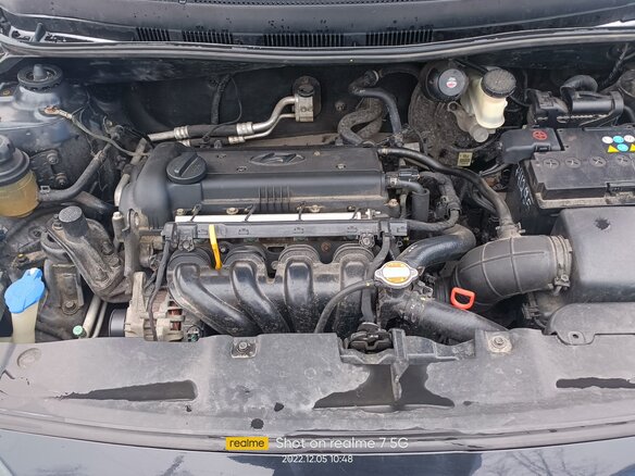 2012 Hyundai Solaris I, чёрный, 600000 рублей - вид 5