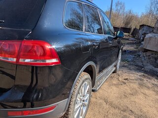 2012 Volkswagen Touareg II, чёрный, 2200000 рублей, вид 5