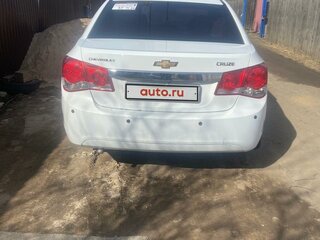 2010 Chevrolet Cruze I, белый, 750000 рублей, вид 3