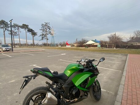 2019 Kawasaki Z 1000SX, зелёный, 850000 рублей, вид 4
