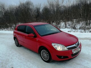 2007 Opel Astra H Рестайлинг, красный, 300000 рублей, вид 2