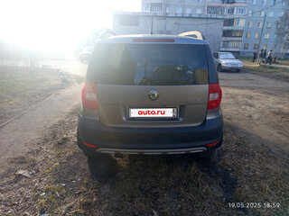 2012 Skoda Yeti I, серый, 740000 рублей, вид 5