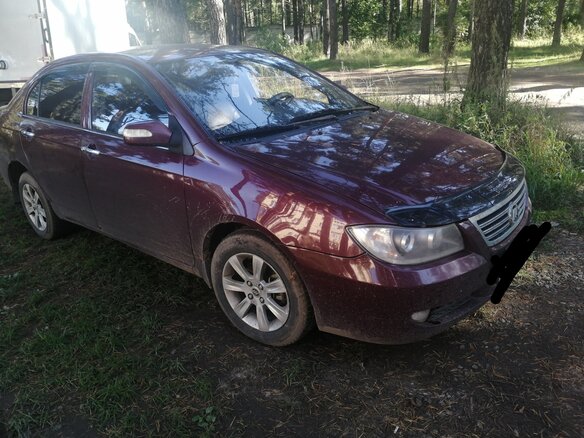 2011 Lifan Solano I (620), красный - вид 2