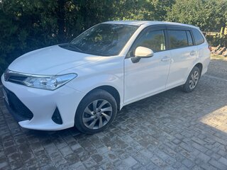 2019 Toyota Corolla Fielder XI (E160, E170) Рестайлинг 2, белый, 1750000 рублей, вид 3