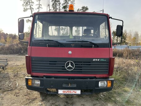 1998 Mercedes-Benz 814, красный, 2000000 рублей, вид 2