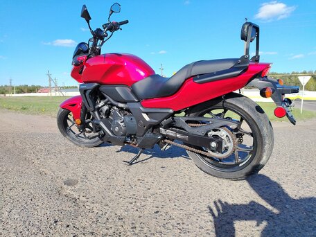 2013 Honda CTX 700, пурпурный, 565670 рублей, вид 5