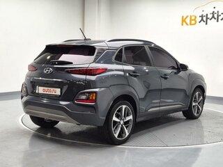 2023 Hyundai Kona I Рестайлинг, серый, 1299000 рублей, вид 3