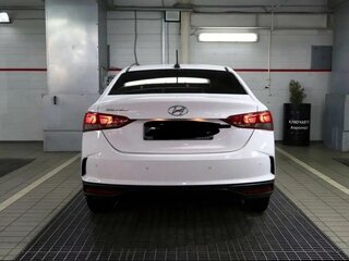 2021 Hyundai Solaris II Рестайлинг, белый, 1950000 рублей, вид 3