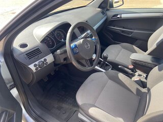 2013 Opel Astra H Рестайлинг, серебристый, 1100000 рублей, вид 5