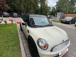 2011 Mini Clubman Cooper I Рестайлинг, белый, 920000 рублей, вид 3