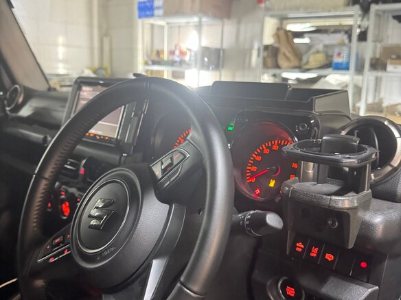 2019 Suzuki Jimny Sierra IV, серый, 2400000 рублей - вид 29