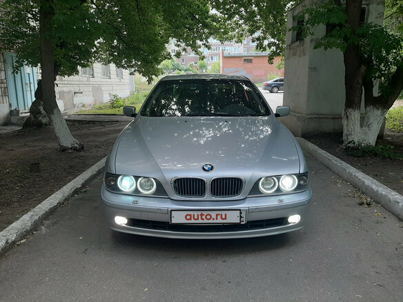 2002 BMW 5 серии 525i IV (E39) Рестайлинг, серебристый - вид 1
