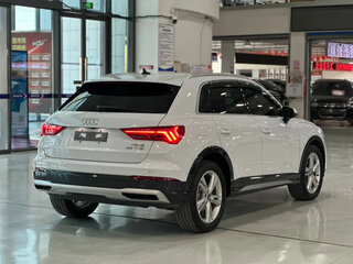 2022 Audi Q3 35 TFSI II (F3), белый, 2014001 рублей, вид 4