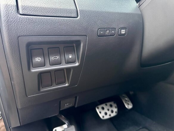 2014 Lexus RX 450h III Рестайлинг, чёрный, 2790000 рублей - вид 25