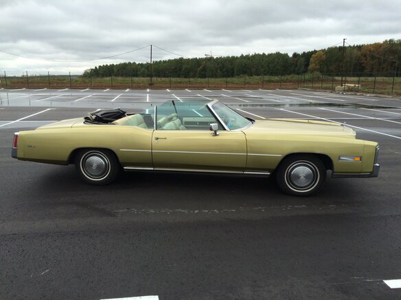 1975 Cadillac Eldorado IX, золотистый - вид 24