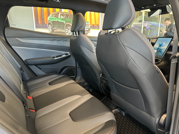 2026 Geely Cityray, голубой, 3174990 рублей - вид 17