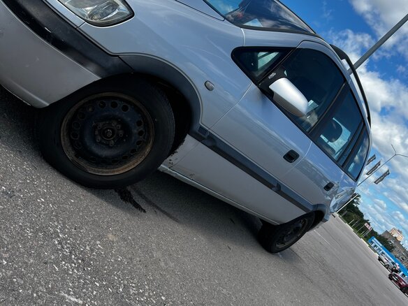 2002 Opel Zafira A, серебристый, 470000 рублей - вид 15