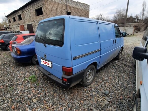 2001 Volkswagen Transporter T4, синий, 650000 рублей - вид 2