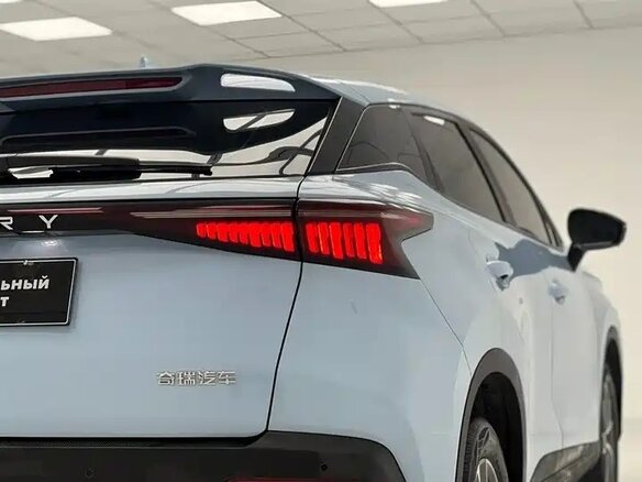 2022 Omoda C5 I, голубой, 1570334 рублей - вид 4