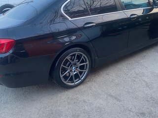 2012 BMW 5 серии 520i VI (F10/F11/F07), чёрный, 2500000 рублей, вид 2