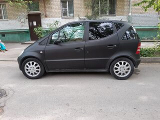 2000 Mercedes-Benz A-Класс 160 I (W168), чёрный, 250000 рублей, вид 4