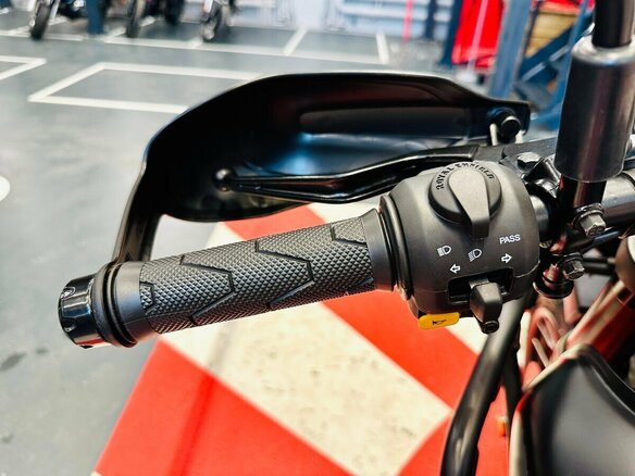 2026 Royal Enfield Himalayan, чёрный, 620000 рублей - вид 14