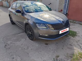 2018 Skoda Octavia III (A7) Рестайлинг, серый, 1900000 рублей, вид 3
