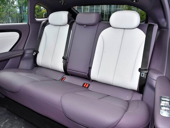 2025 Changan Qiyuan A06 28.39 kWh, фиолетовый - вид 25