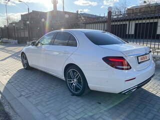 2016 Mercedes-Benz E-Класс 400 V (W213, S213, C238), белый, 4200000 рублей, вид 5