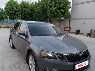 2017 Skoda Octavia III (A7) Рестайлинг, серый, 1645000 рублей, вид 3