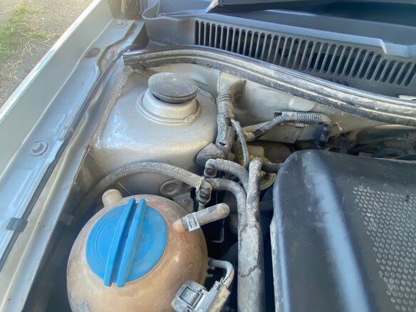 2001 Volkswagen Golf IV, серебристый - вид 28