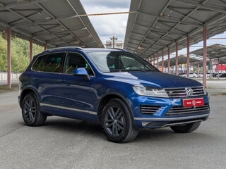 2016 Volkswagen Touareg II Рестайлинг, синий, 2730000 рублей, вид 2