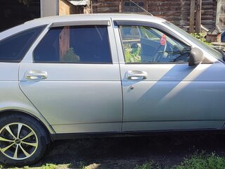 2014 Lada (ВАЗ) Priora I Рестайлинг, серебристый, 450000 рублей, вид 2