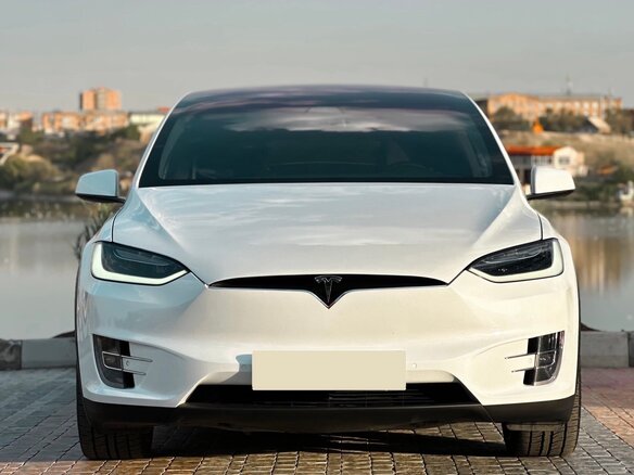 2018 Tesla Model X P100D I, белый, 4900000 рублей - вид 1