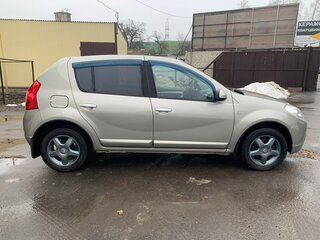 2011 Renault Sandero I, бежевый, 695000 рублей, вид 4