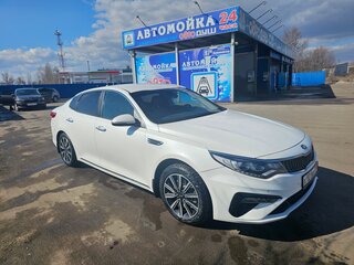 2018 Kia Optima IV Рестайлинг, белый, 2050000 рублей, вид 4