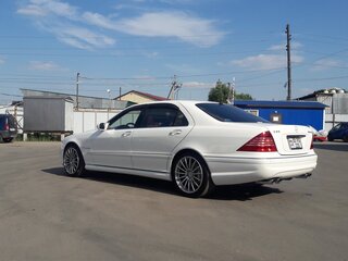 2003 Mercedes-Benz S-Класс AMG 55 AMG Long I (W220) Рестайлинг, белый, 3500000 рублей, вид 2