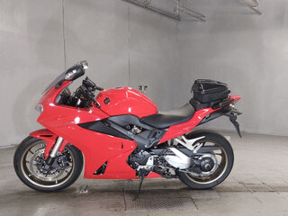 2021 Honda VFR 800, красный, 1100000 рублей, вид 2