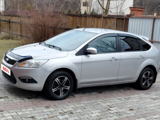 2008 Ford Focus II Рестайлинг, серебристый, 775000 рублей, вид 1