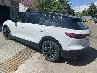2022 Audi Q5 e-tron 40, белый, 4500000 рублей, вид 4