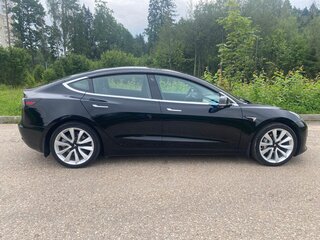 2018 Tesla Model 3 Long Range I, чёрный, 3100000 рублей, вид 2