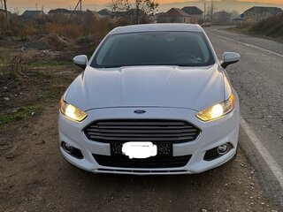 2014 Ford Fusion (North America) II, белый, 1350000 рублей, вид 2