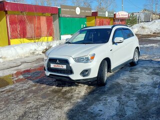 2012 Mitsubishi ASX I Рестайлинг, белый, 1350000 рублей, вид 3